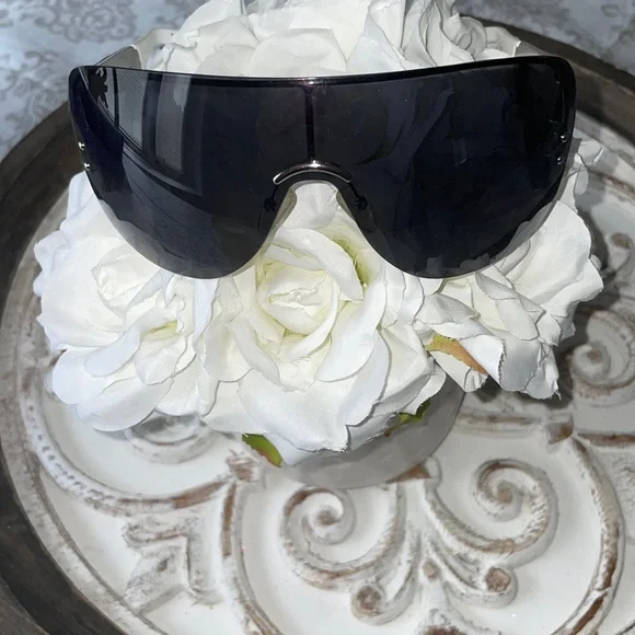 Authentic Vintage Christian Dior Sunglasses❤️ - Picture 7 of 11